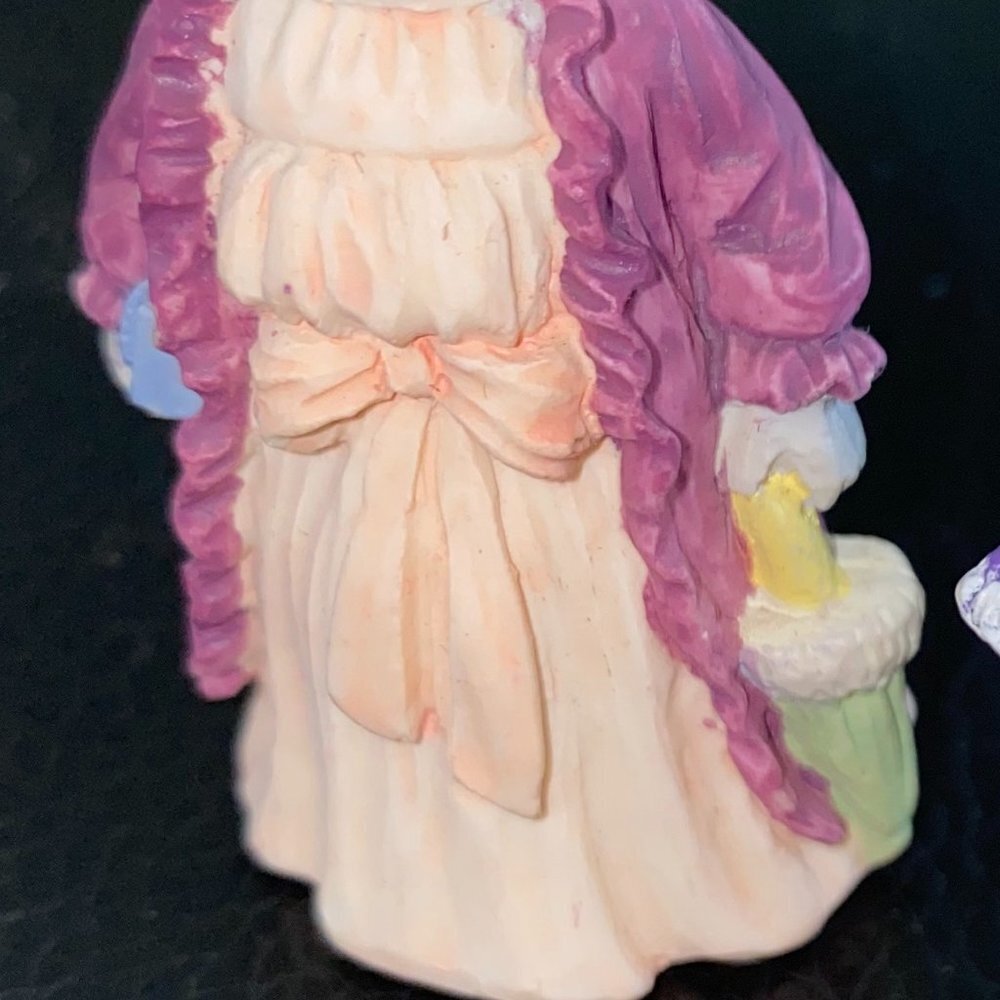 Vintage Miniature Figurine J.C. Girl Cat with Pink Coat & Umbrella - Picture 13 of 14